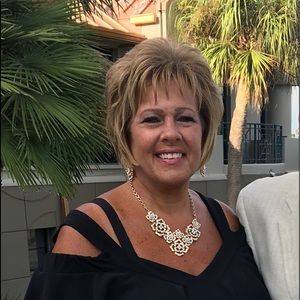 Meet your Posher, Janie